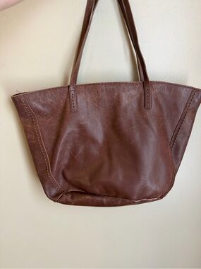 The Sak Faye Gen Tote Large Leather Brown Shoulder Bag Classic Boho Distressed